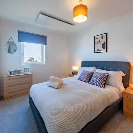 Modern 1 Bedroom Apartment in Ashford Ashford  Buitenkant foto