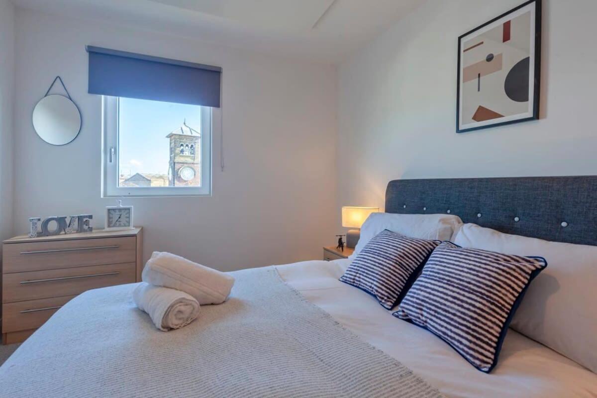 Modern 1 Bedroom In Ashford Apartment