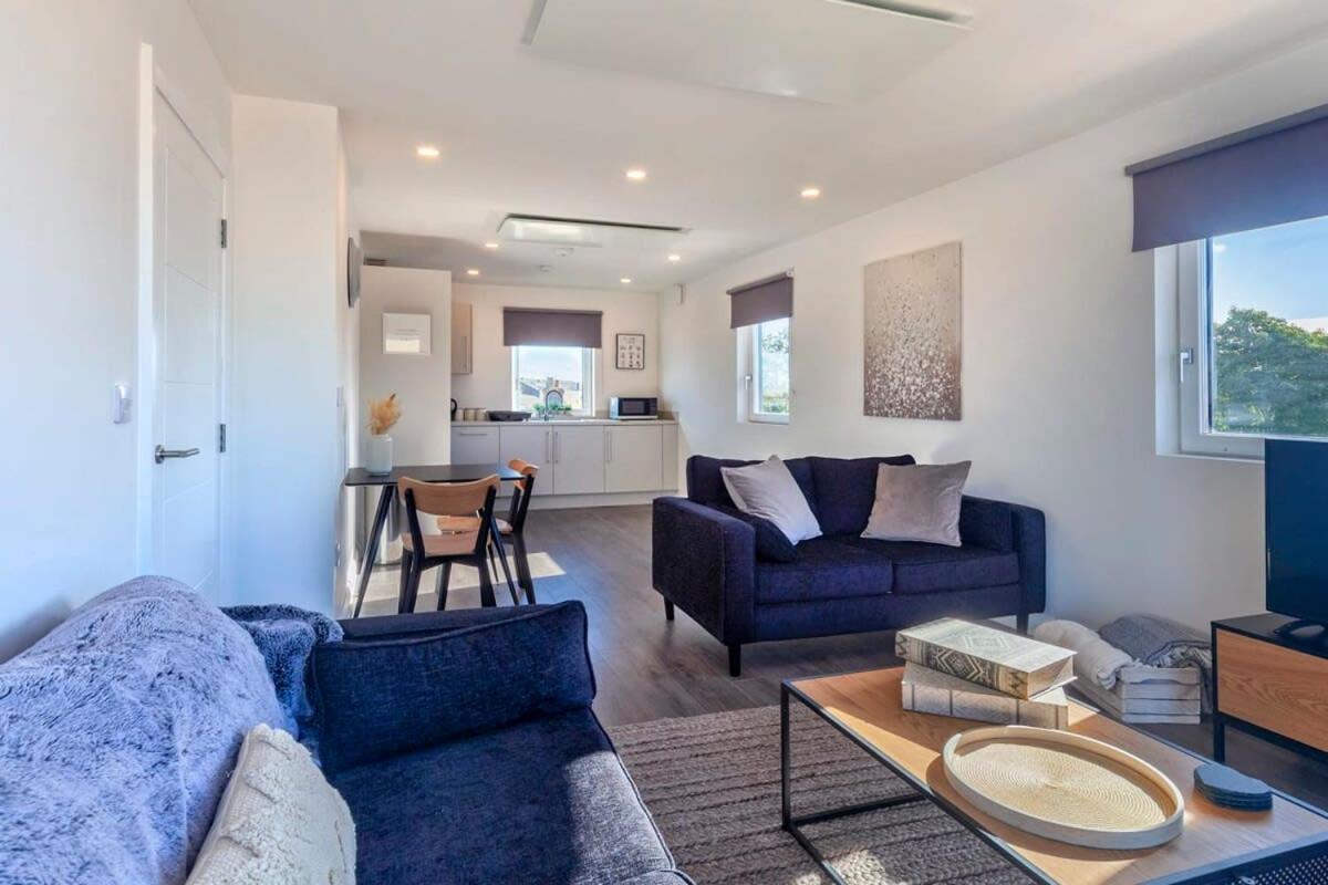 Modern 1 Bedroom In Ashford * Ashford (Kent)