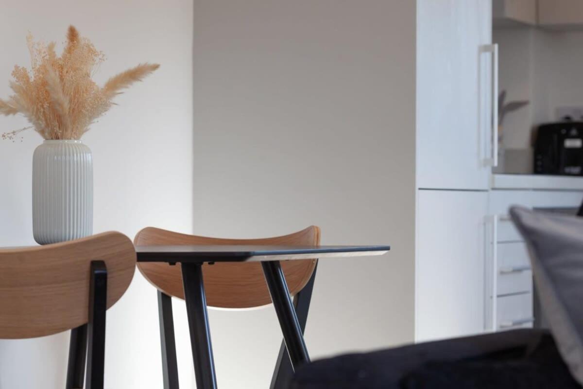 Apartment Modern 1 Bedroom In Ashford Ashford (Kent)