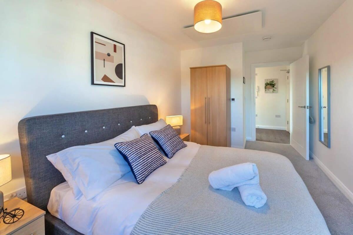 Modern 1 Bedroom In Ashford Apartment Ashford (Kent)